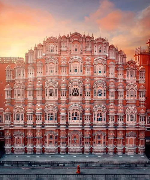 Hawa Mahal in Jaipur showcasing iconic pink sandstone architecture, a highlight of a Jaipur tour package.