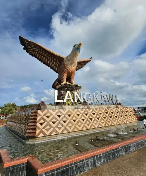 Malaysia Couple Travel Guide: Best Adventure Activities & Destinations